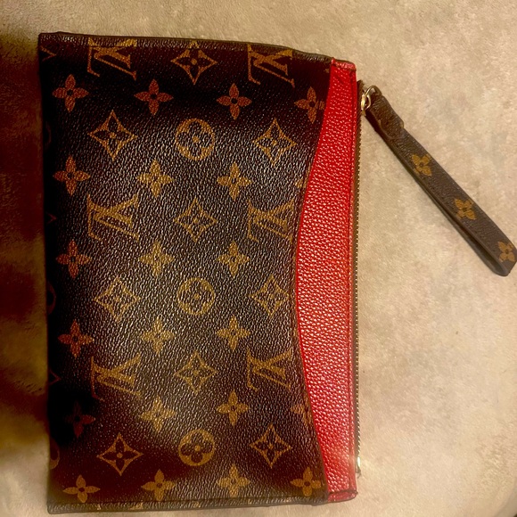 Louis Vuitton Aurore Monogram Canvas Clutch Bag - Picture 3 of 8